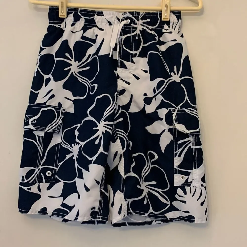 3/$30 Old Navy navy and white boys swim trunks with pockets. Size L( 10-12 )